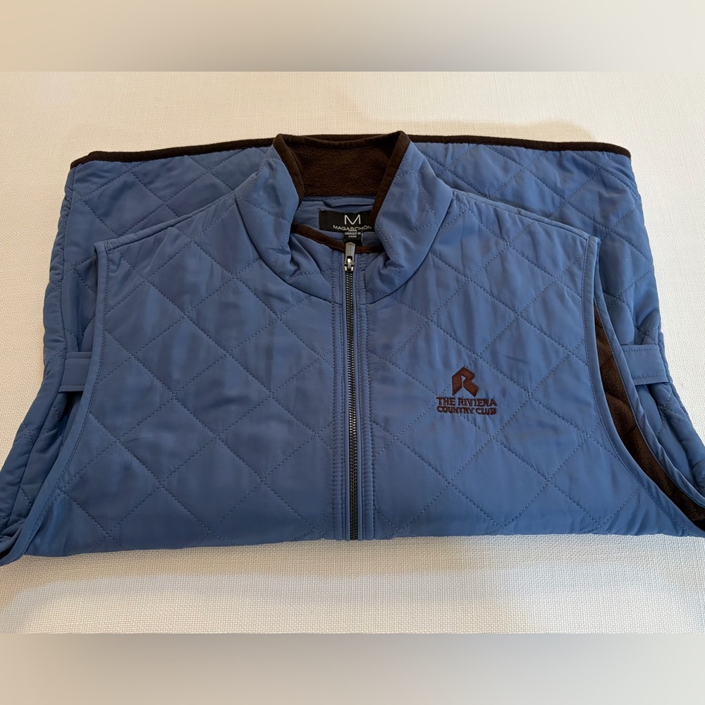Size - Large
Riviera Country Club
Brand - Magaschoini